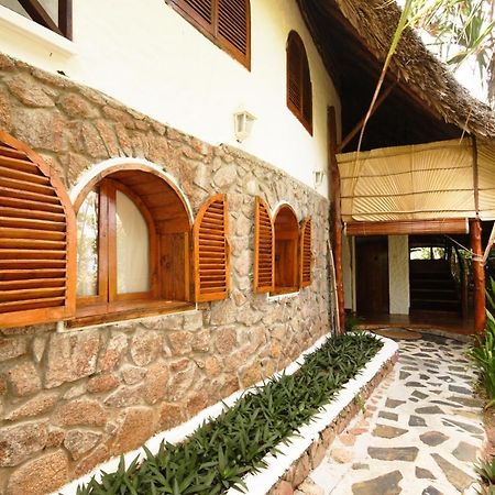 Chauve Souris Relais Hotel Anse Volbert Village Buitenkant foto